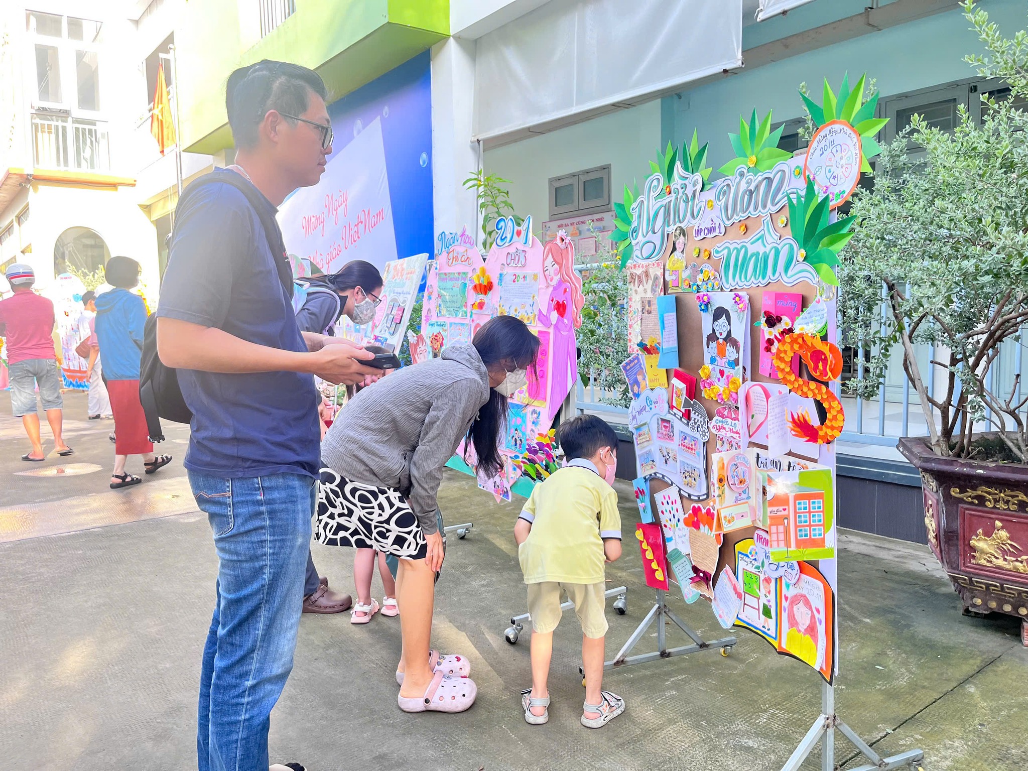 CHÀO MỪNG KỶ NIỆM 43 NĂM NGÀY NHÀ GIÁO VIỆT NAM 